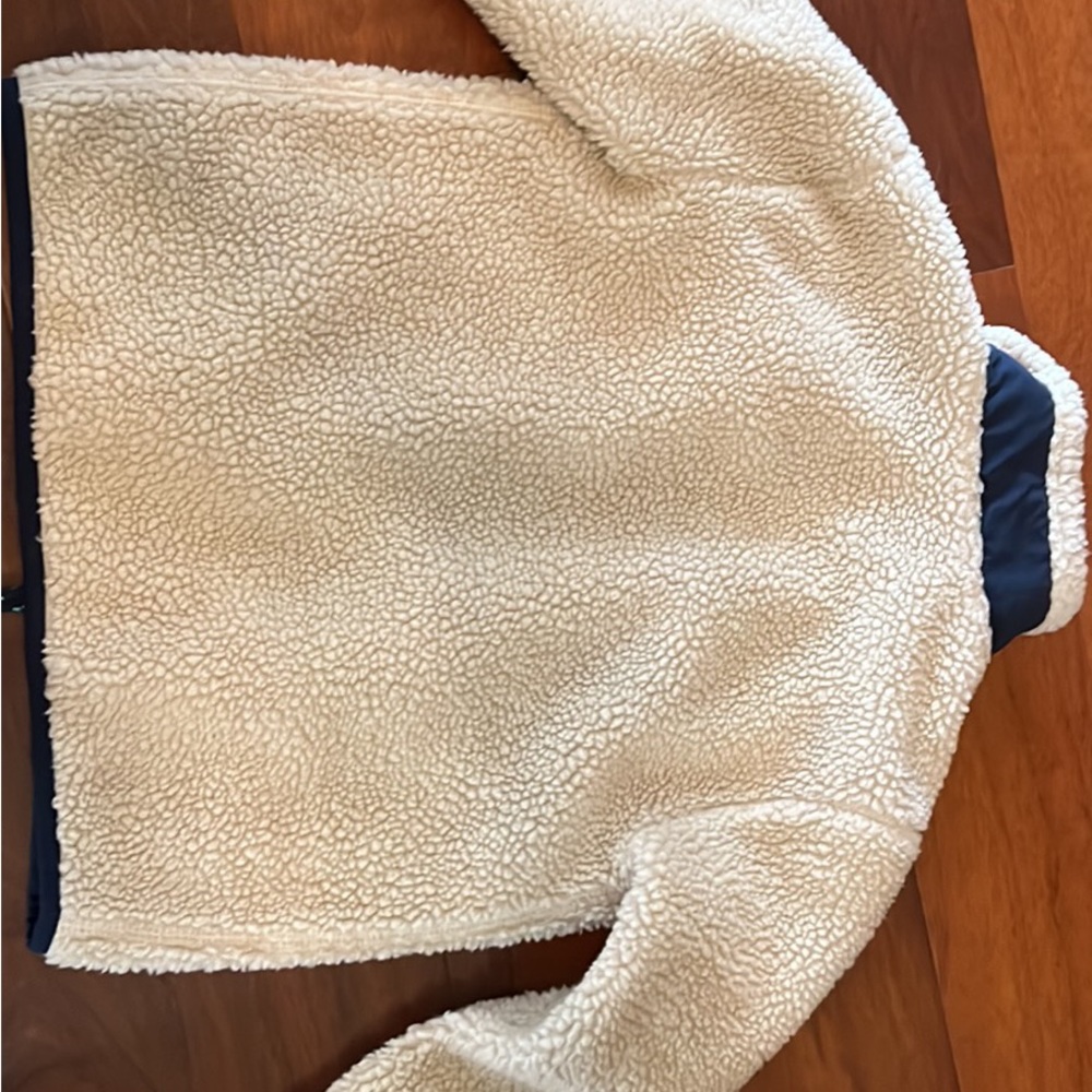 Old Navy Sherpa Coat kids - Picture 2 of 2